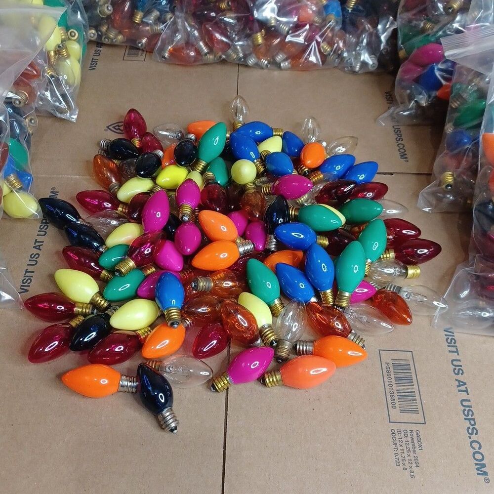 Lot 110 Colored Christmas Light Bulbs - C 7 Show Light Multicolor Some Blink